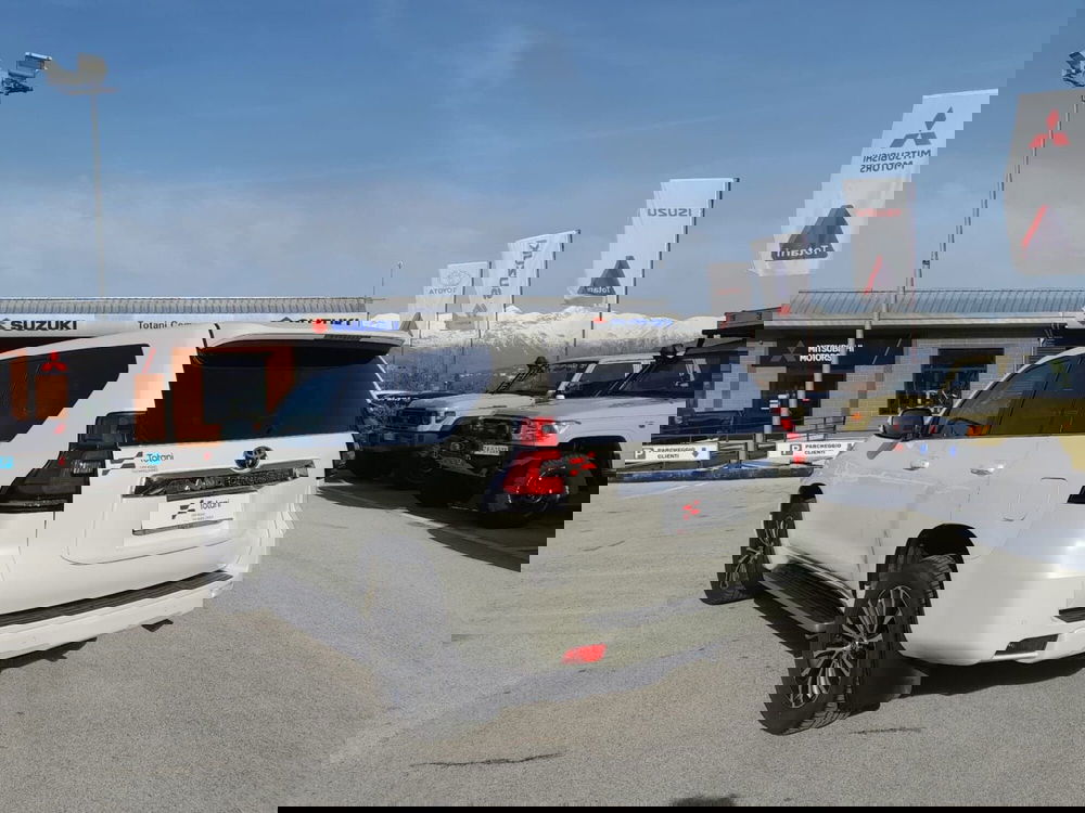 Toyota Land Cruiser usata a L'Aquila (3)