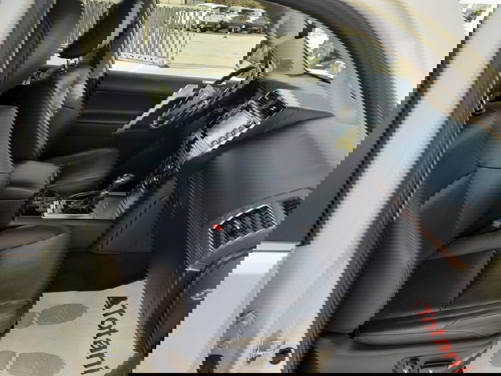 Toyota Land Cruiser usata a L'Aquila (6)