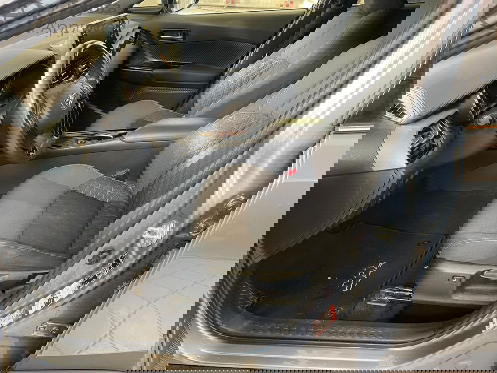 Toyota Toyota C-HR usata a Reggio Calabria (15)