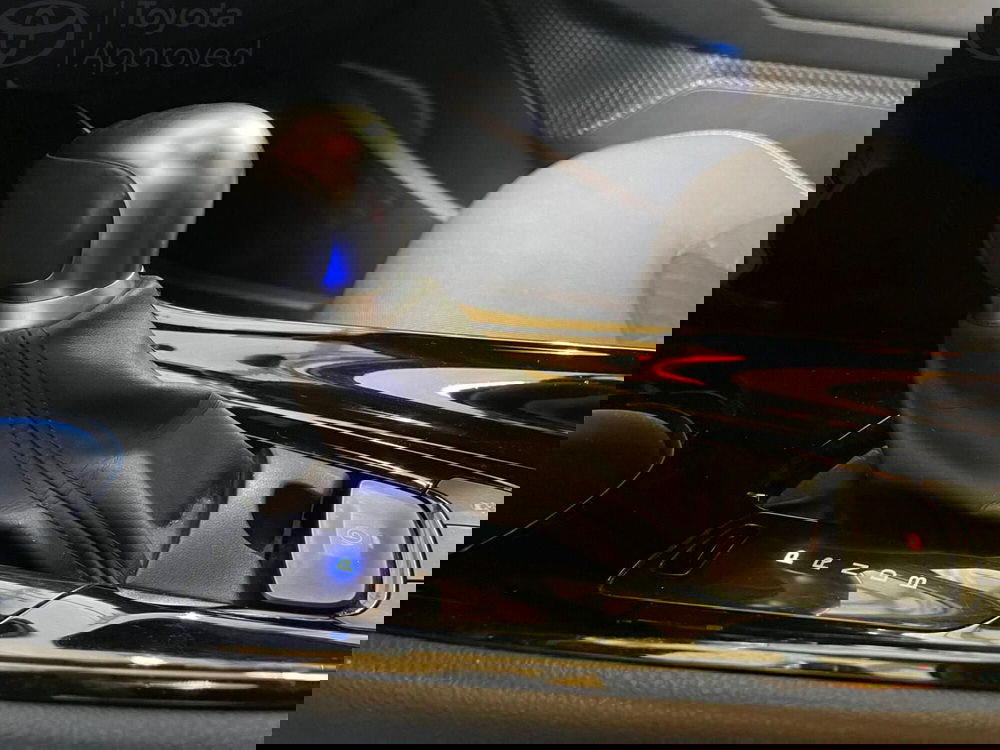 Toyota Toyota C-HR usata a Reggio Calabria (8)