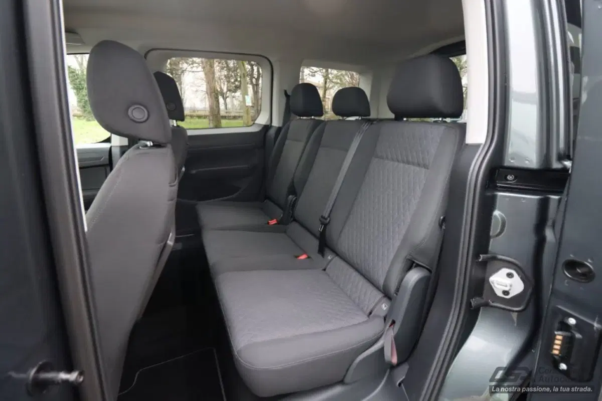 Volkswagen Caddy usata a Bologna (8)