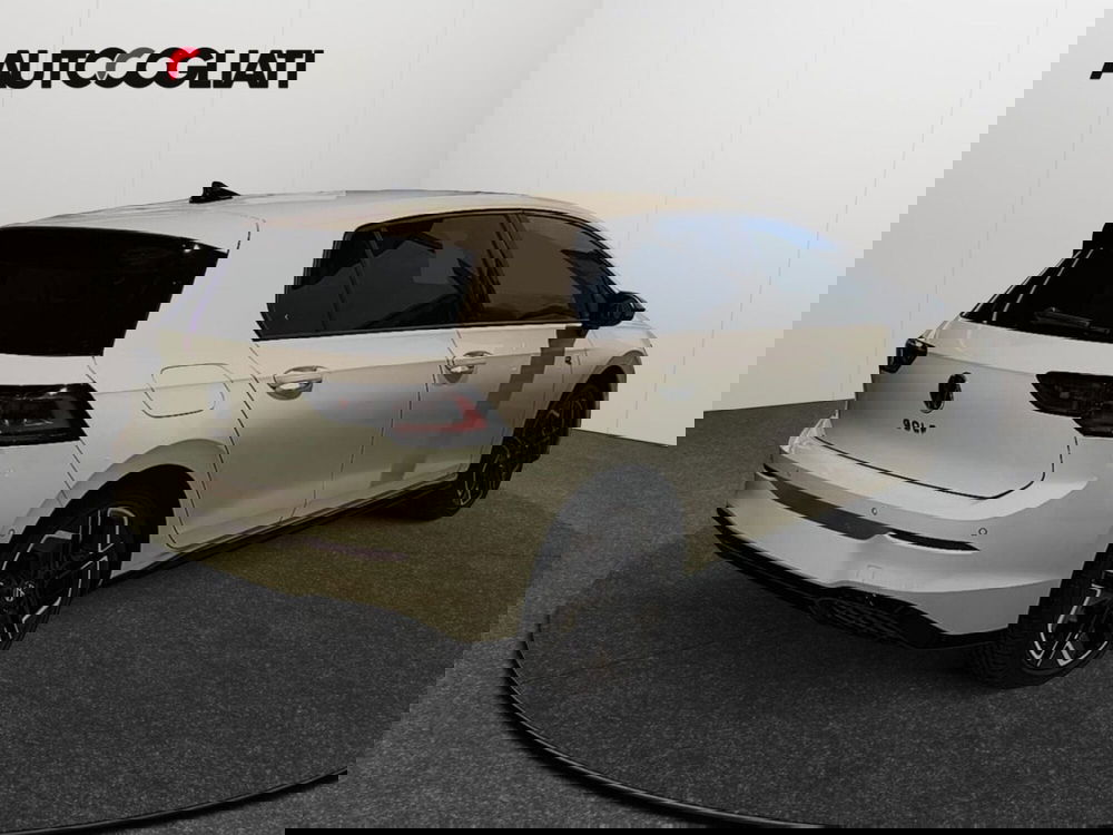 Volkswagen Golf nuova a Lecco (3)