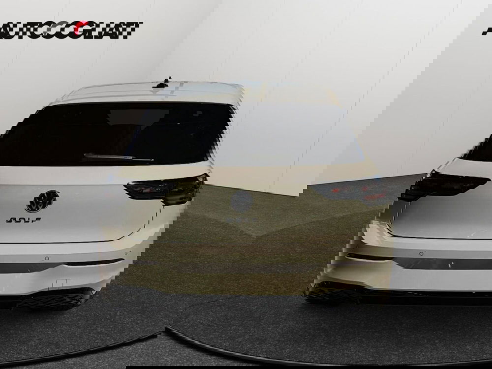 Volkswagen Golf nuova a Lecco (4)