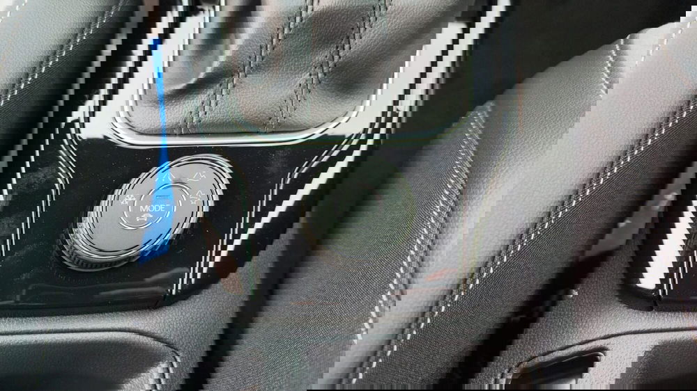 Volkswagen T-Roc nuova a Lecco (8)