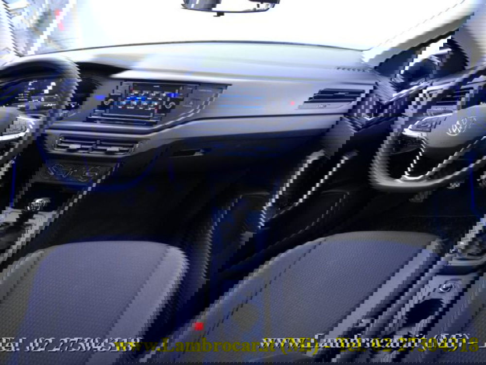 Volkswagen Taigo usata a Milano (2)