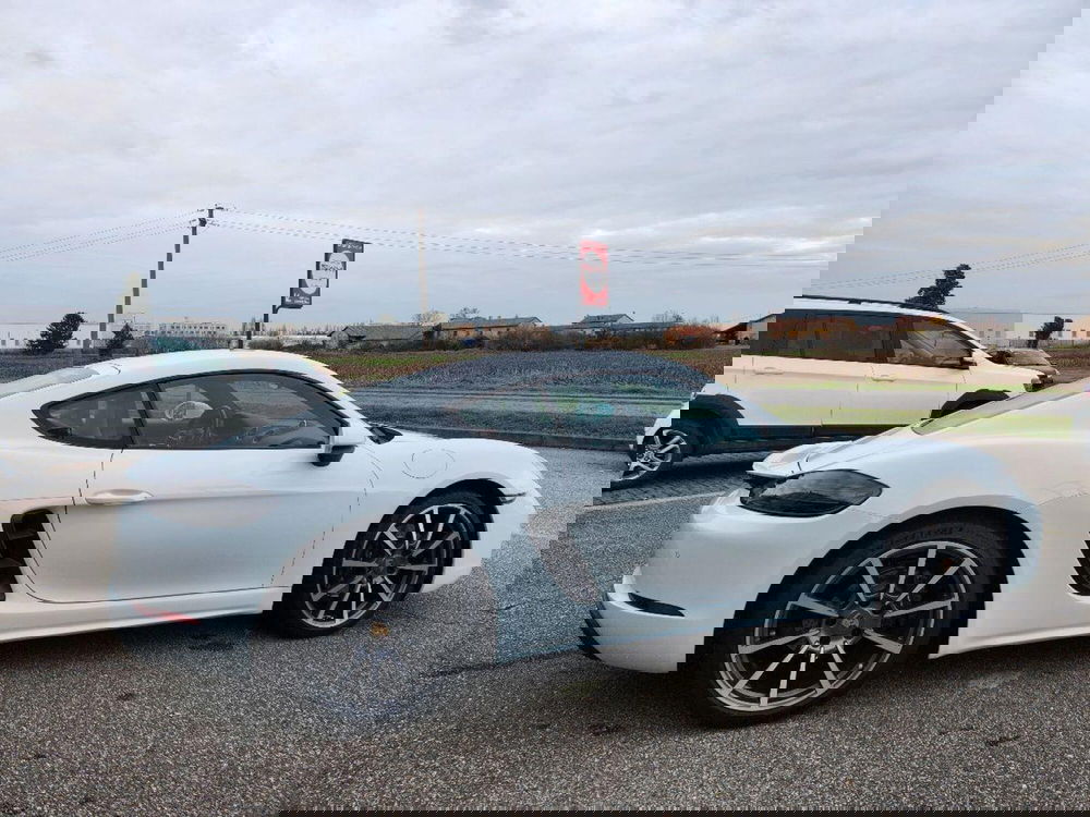 Porsche 718 Cayman  usata a Milano (6)