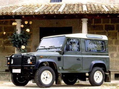 Land Rover Defender 90 2.5 Td5 Station Wagon S del 2004 usata a Massarosa