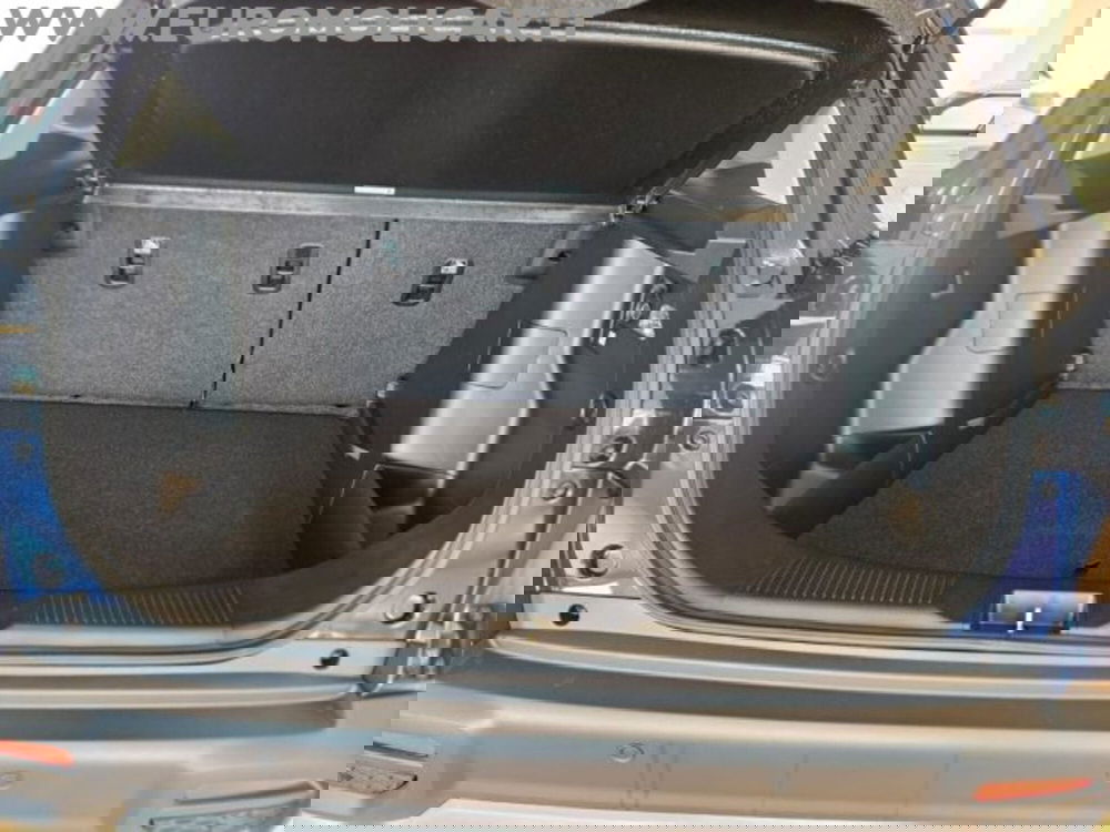 Suzuki S-Cross nuova a Campobasso (8)