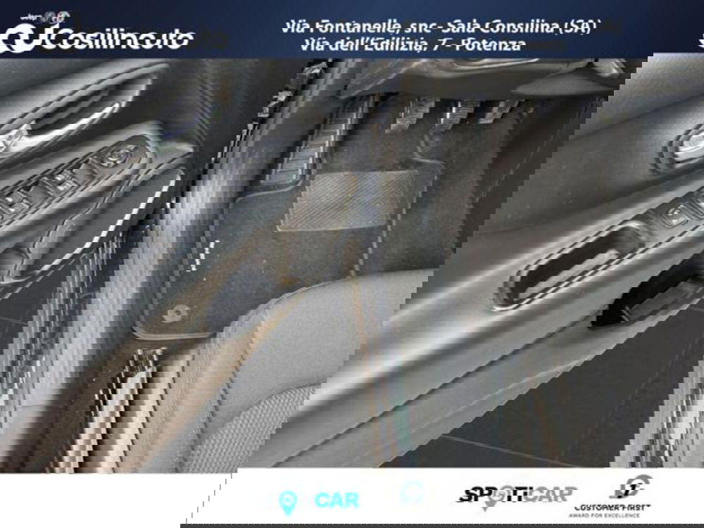 Jeep Renegade usata a Salerno (16)