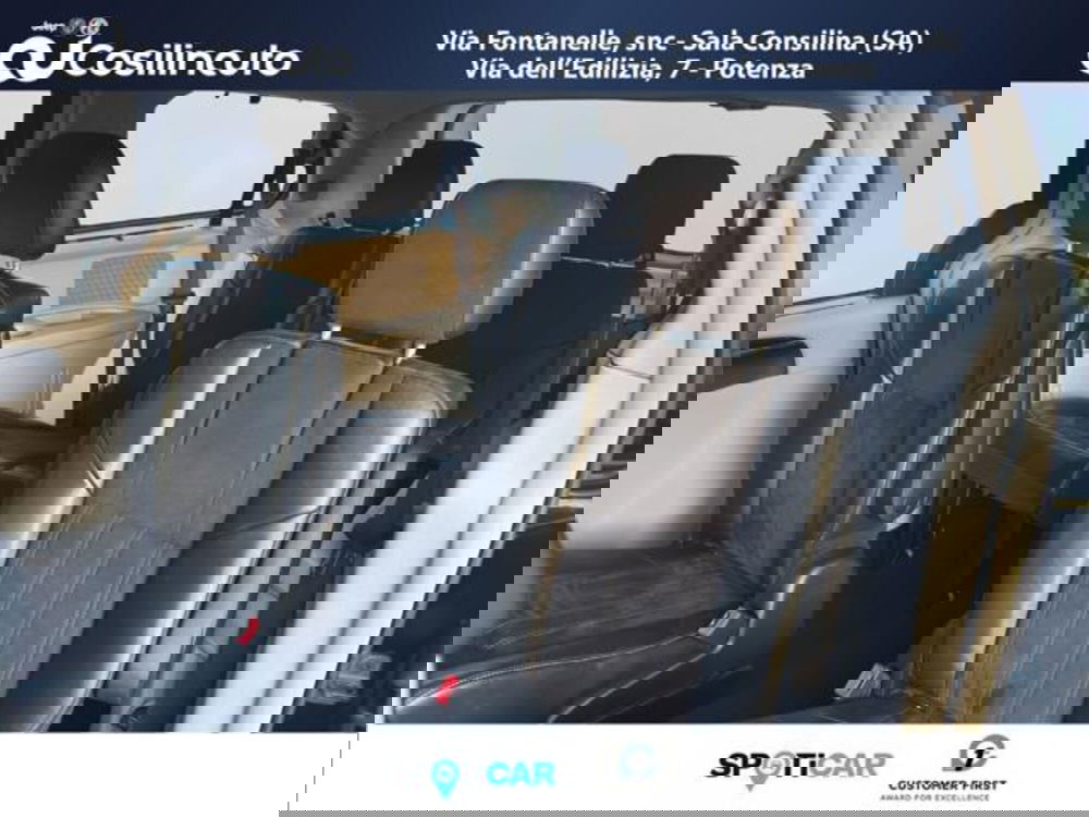 Lancia Voyager usata a Salerno (10)