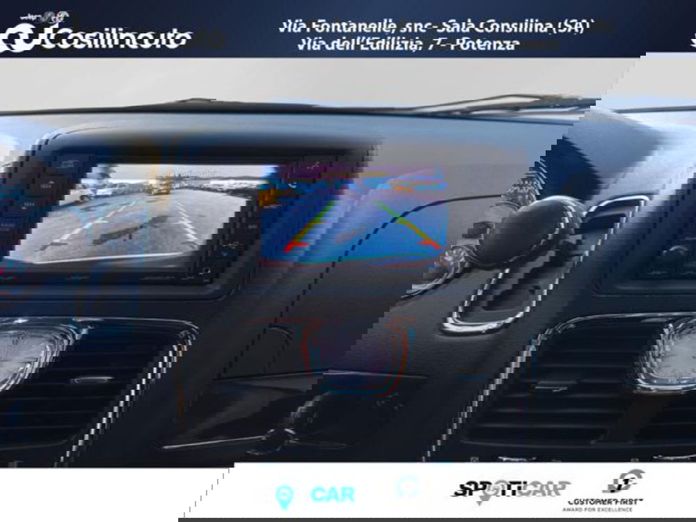 Lancia Voyager usata a Salerno (15)