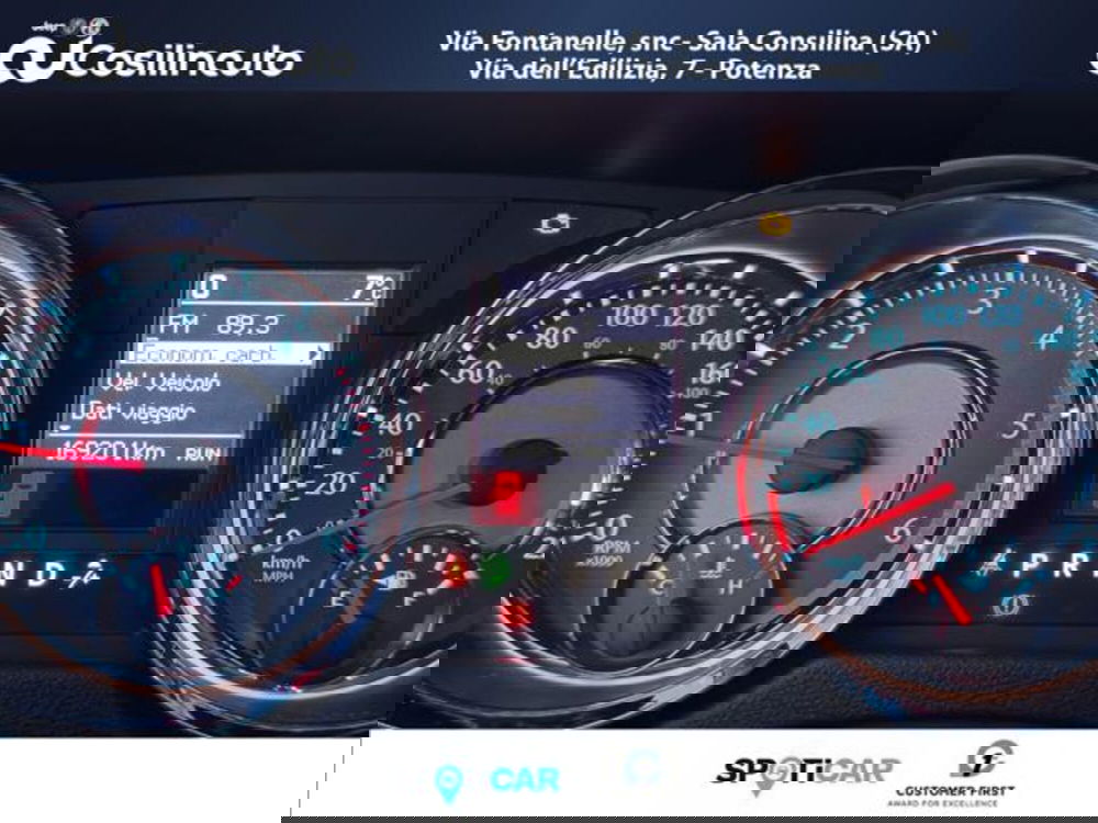 Lancia Voyager usata a Salerno (20)