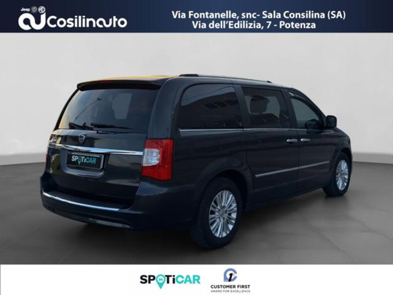 Lancia Voyager usata a Salerno (5)
