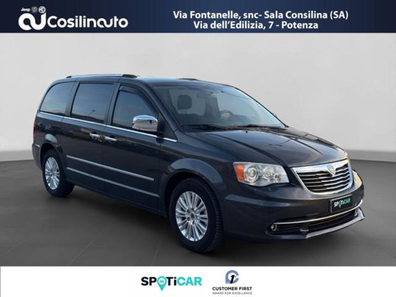 Lancia Voyager usata a Salerno (7)