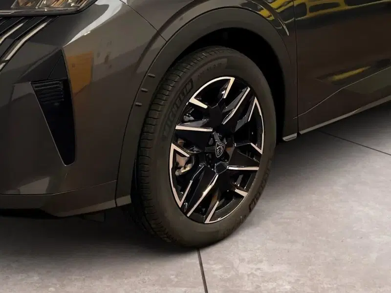 Peugeot 3008 nuova a Torino (15)