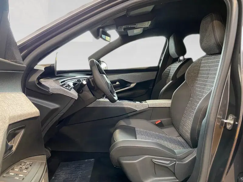 Peugeot 3008 nuova a Torino (7)