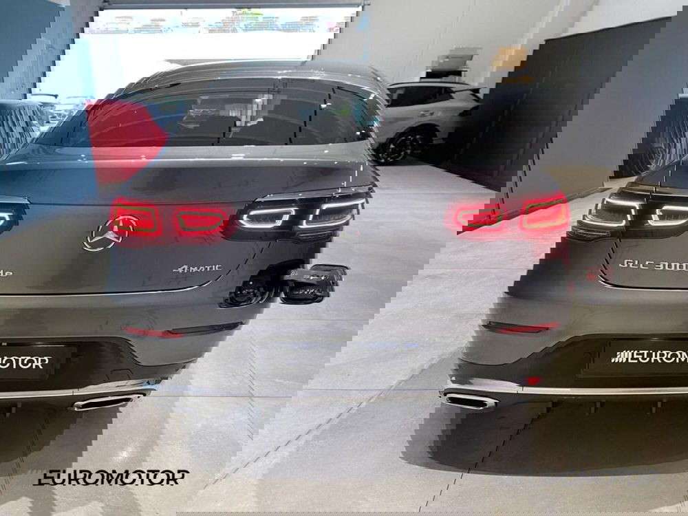 Mercedes-Benz GLC SUV usata a Bari (12)