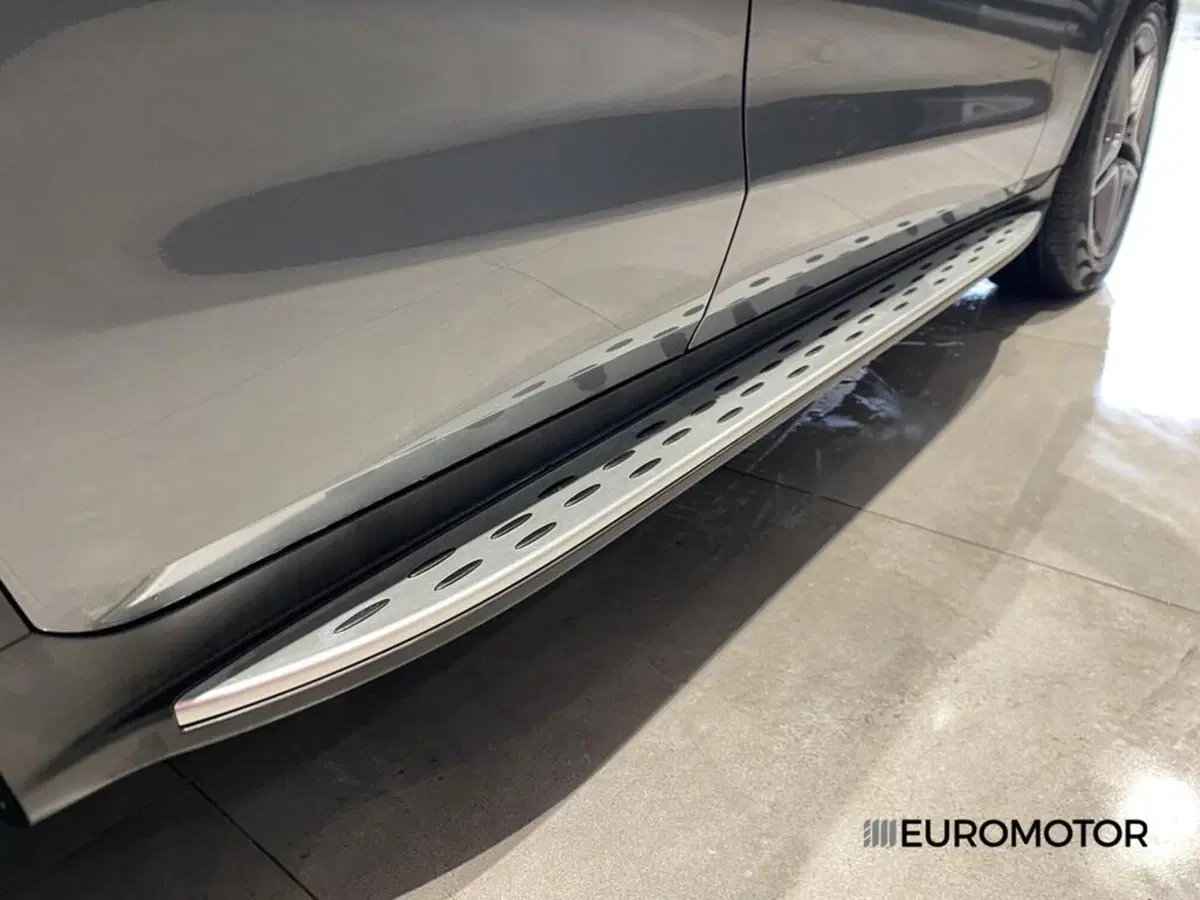 Mercedes-Benz GLC SUV usata a Bari (8)