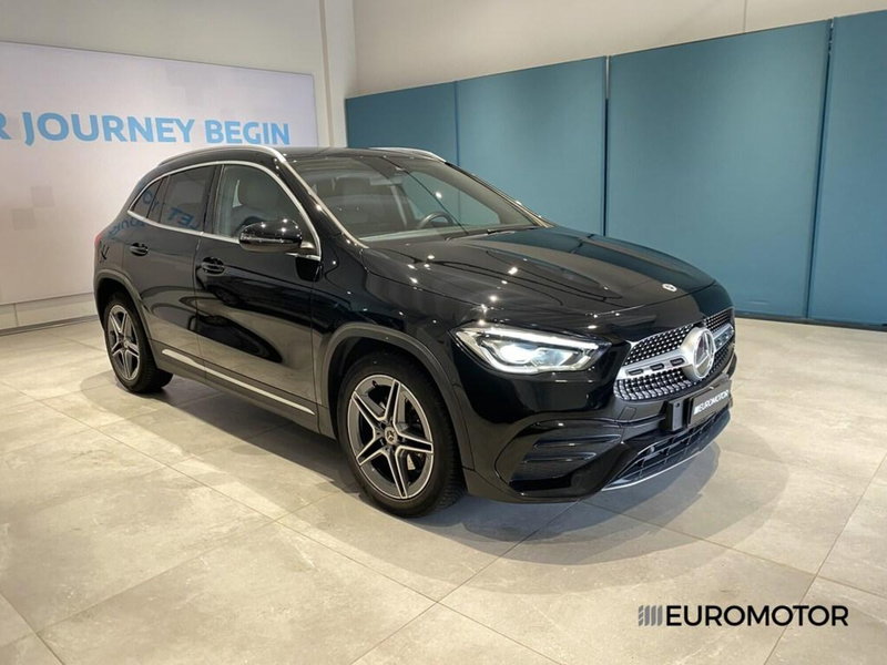 Mercedes-Benz GLA SUV usata a Bari (3)