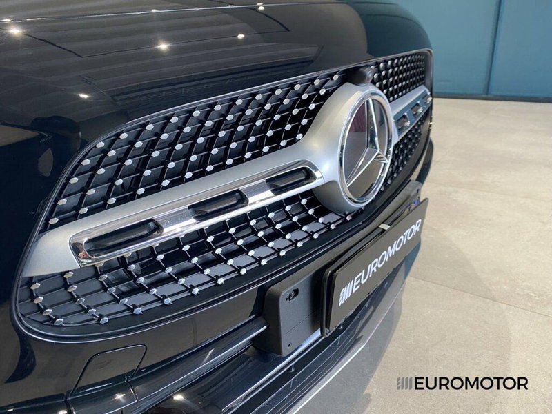 Mercedes-Benz GLA SUV usata a Bari (5)