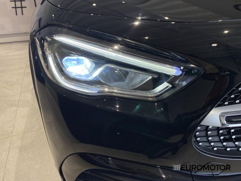 Mercedes-Benz GLA SUV usata a Bari (6)