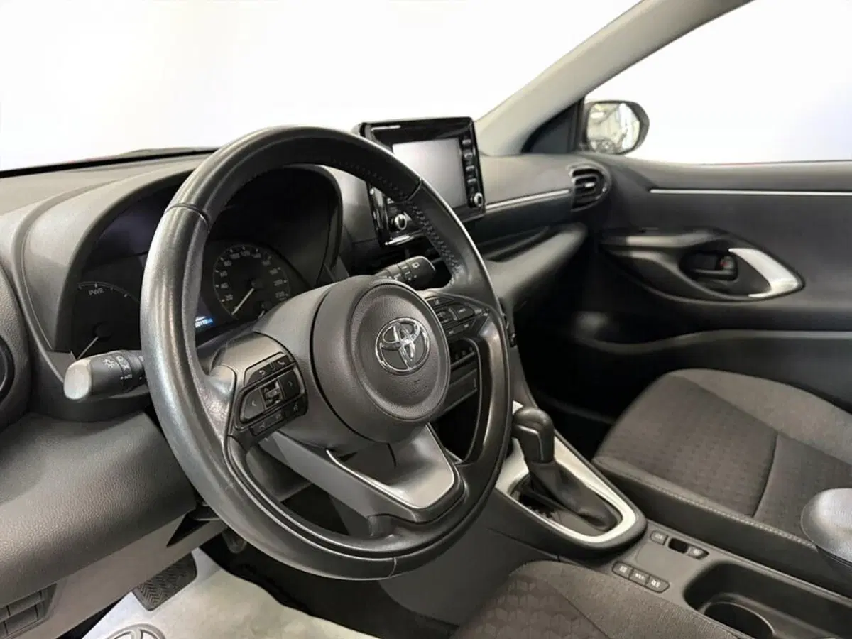 Toyota Yaris Cross usata a Monza e Brianza (11)