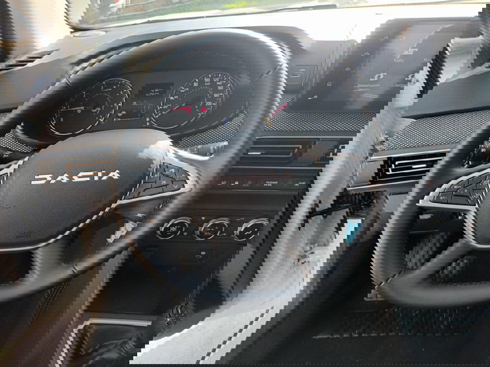 Dacia Sandero nuova a Bari (10)