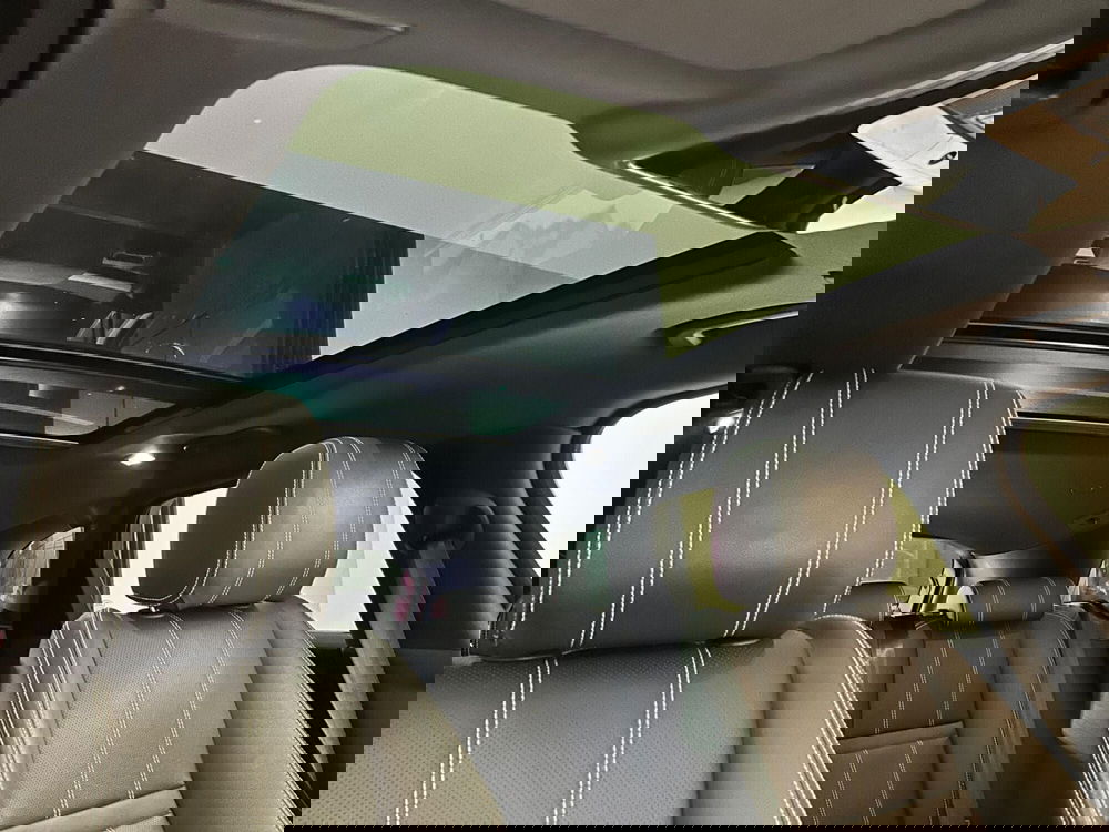 Land Rover Range Rover Velar usata a Napoli (4)