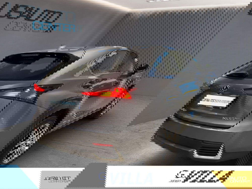 Lexus NX usata a Milano (4)