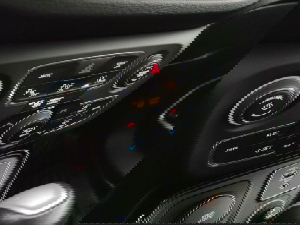 Jeep Compass usata a Modena (18)