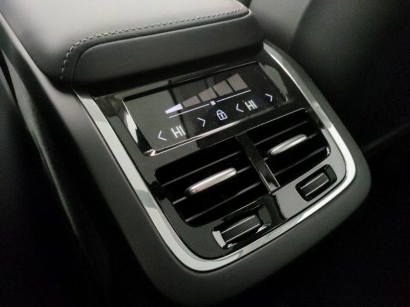 Volvo XC60 usata a Modena (15)