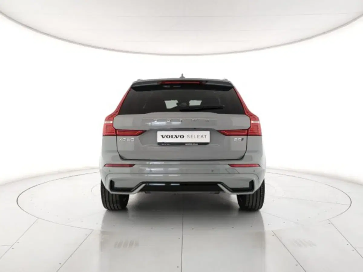 Volvo XC60 usata a Modena (4)