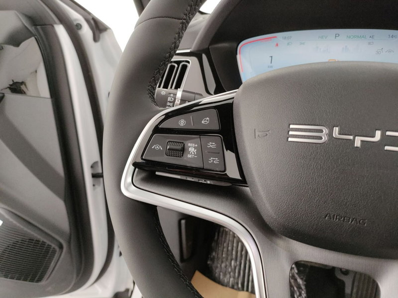 Byd Seal U  nuova a Caserta (9)
