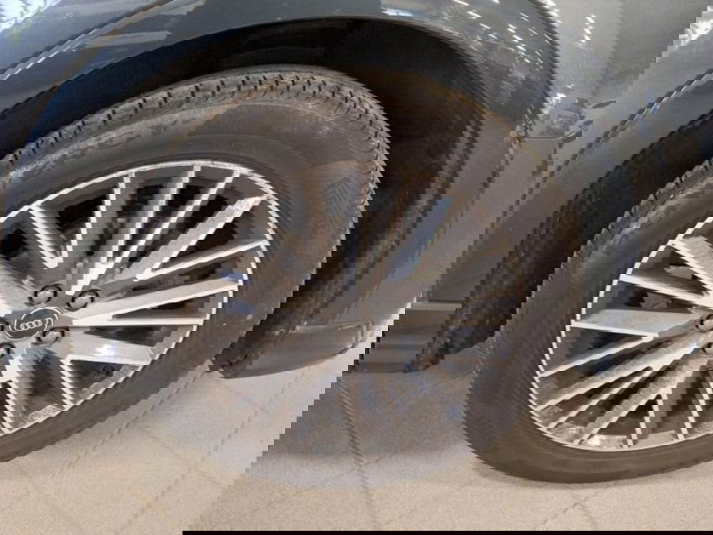 Audi Q3 Sportback usata a Salerno (17)