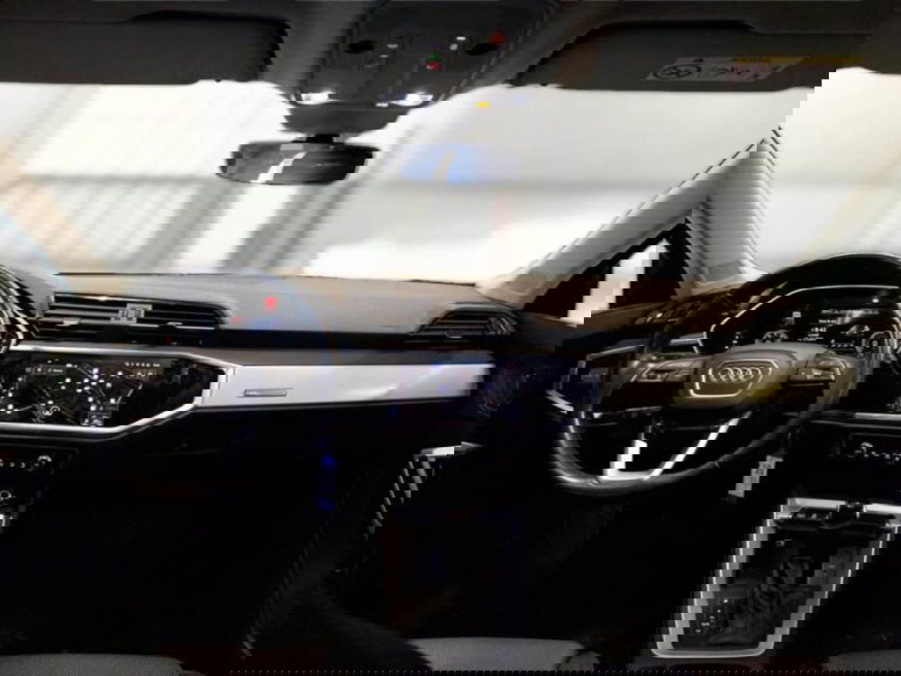 Audi Q3 Sportback usata a Salerno (9)