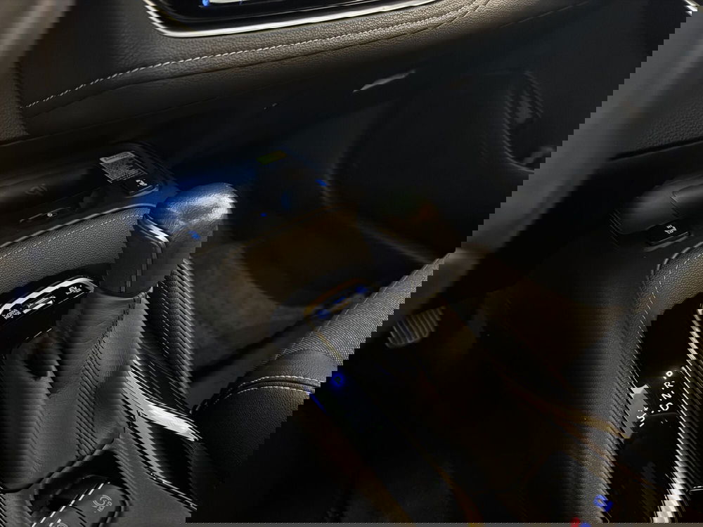 Toyota Corolla Touring Sports usata a Brescia (14)