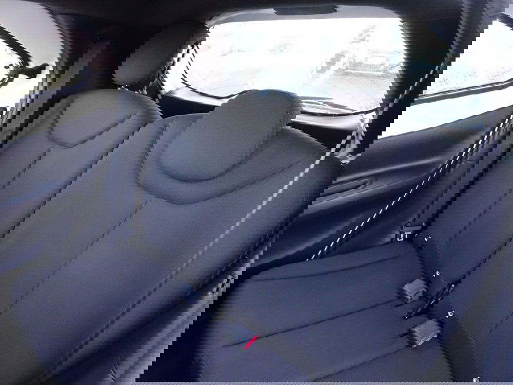 Toyota Aygo X usata a Treviso (11)