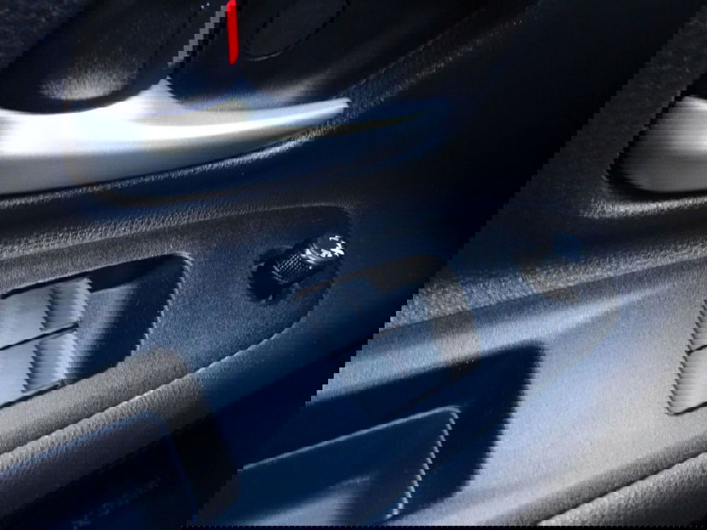 Toyota Aygo X usata a Treviso (15)