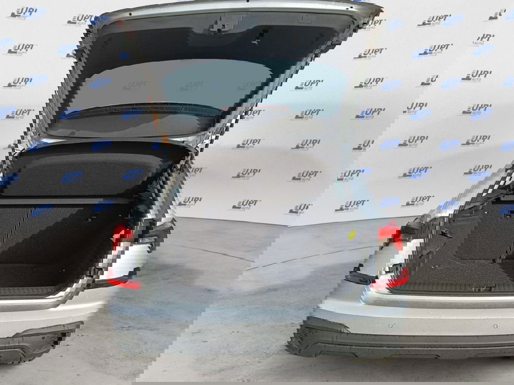 Skoda Kamiq nuova a Prato (9)