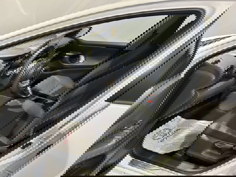 Toyota Yaris usata a Milano (12)