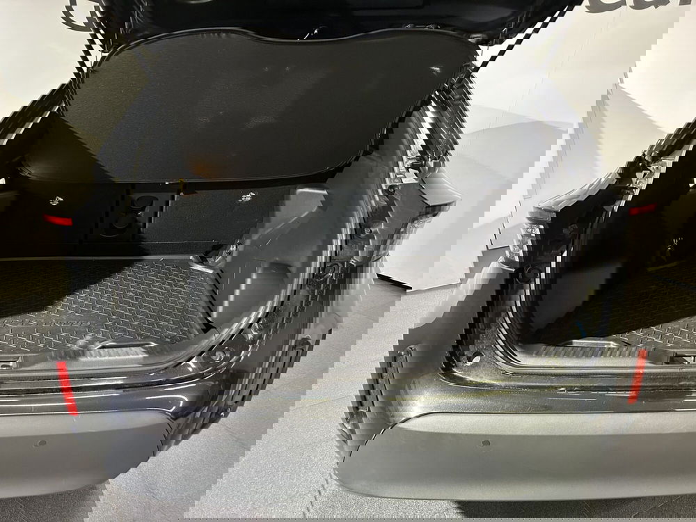 Toyota Yaris Cross usata a Milano (11)