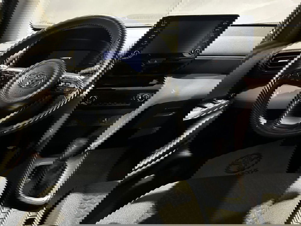 Toyota Yaris Cross usata a Milano (9)