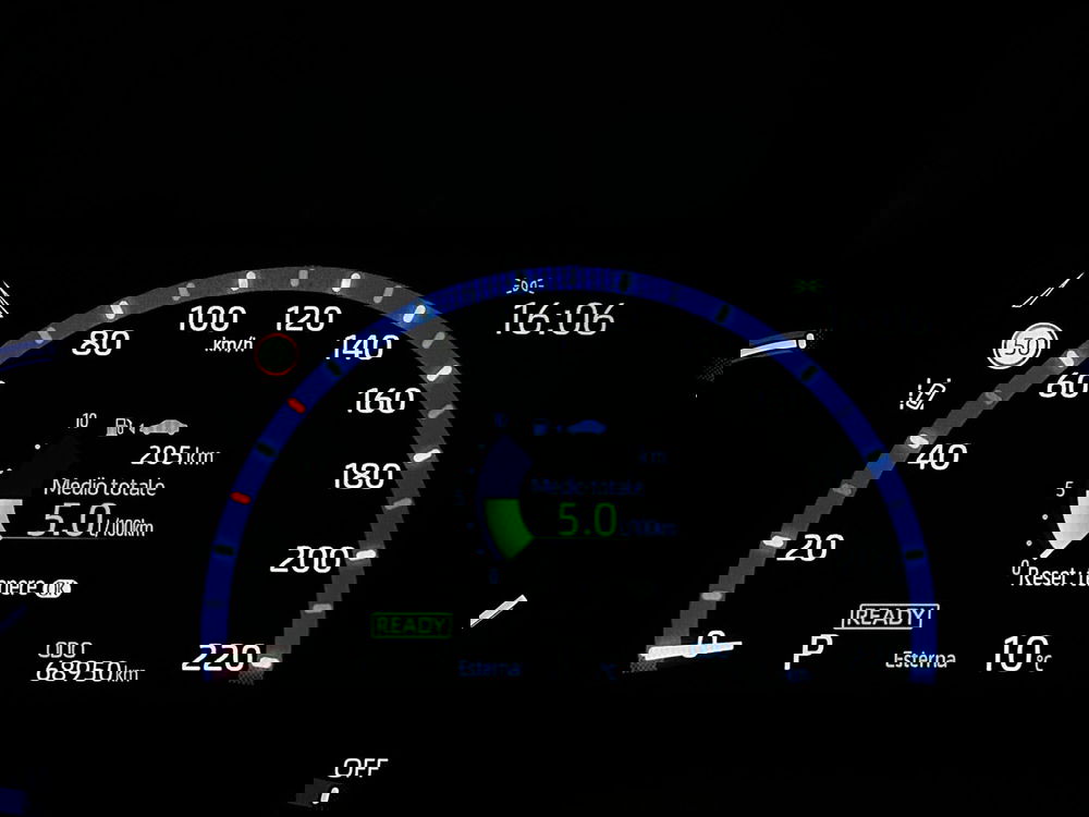 Toyota Yaris Cross usata a Milano (13)