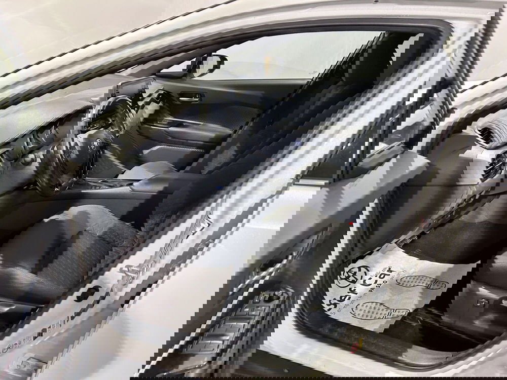 Toyota Toyota C-HR usata a Milano (12)
