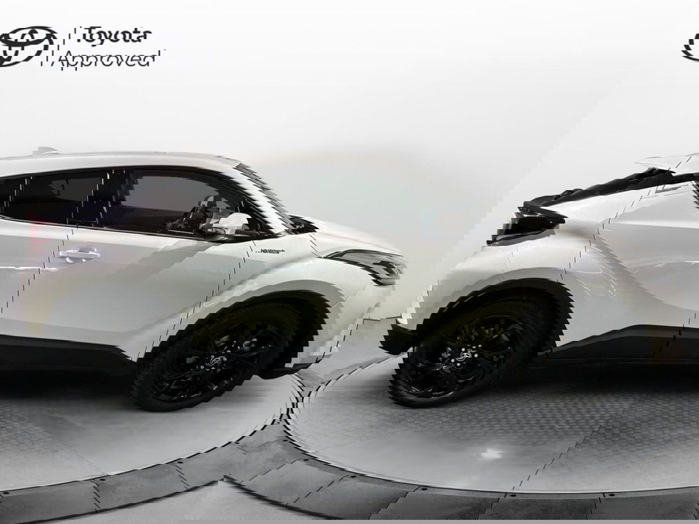 Toyota Toyota C-HR usata a Milano (14)