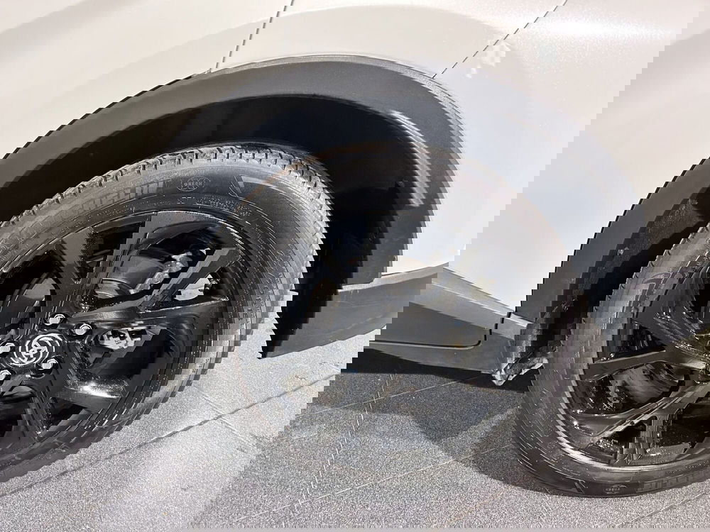 Toyota Toyota C-HR usata a Milano (15)