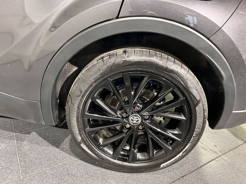 Toyota Toyota C-HR usata a Milano (15)