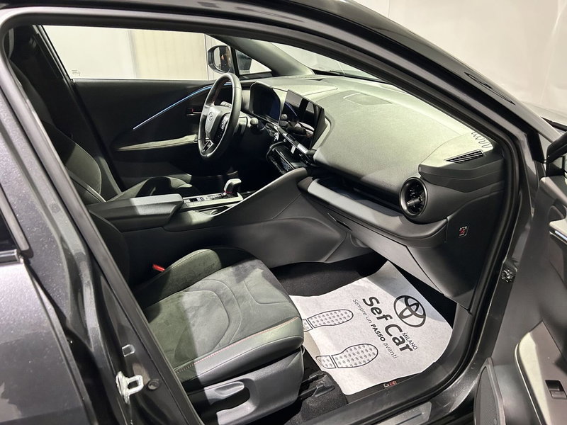 Toyota Toyota C-HR usata a Milano (6)