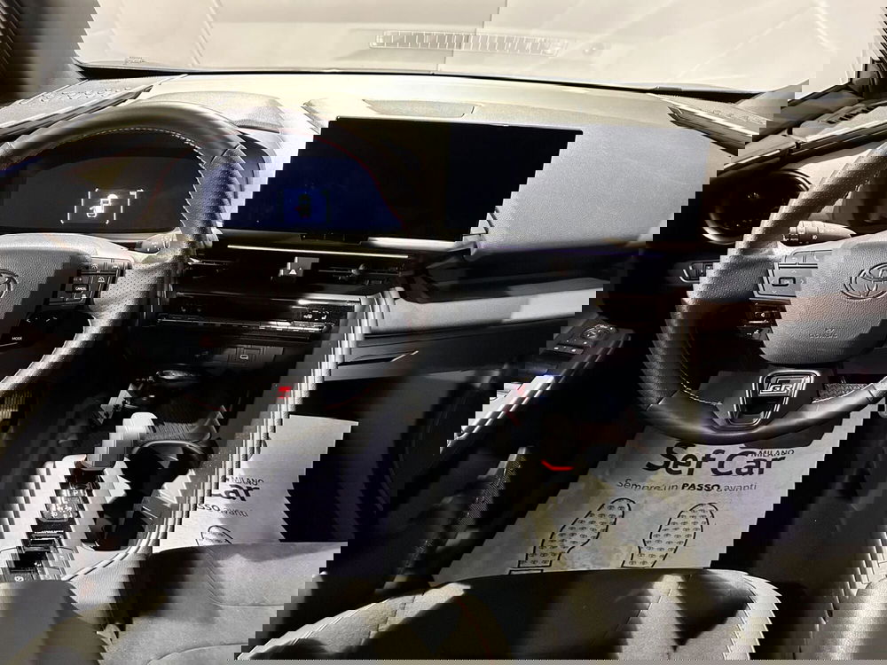 Toyota Toyota C-HR usata a Milano (9)