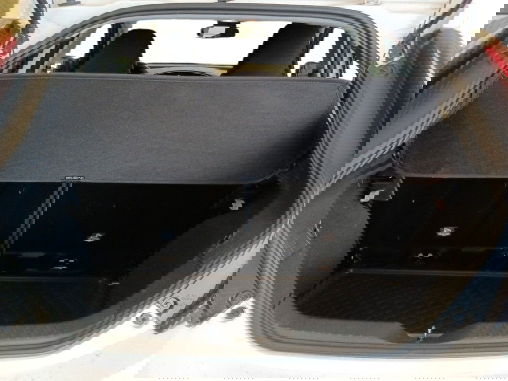 Toyota Aygo X usata a Milano (12)